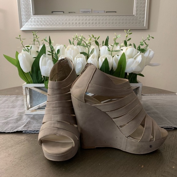 Beige Aldo Wedges - Picture 2 of 6